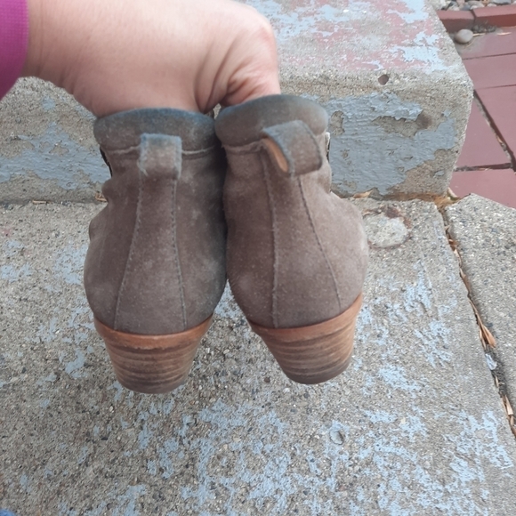 🌟 Paul green munchen suede ankle booties size 6.5 tan - Picture 6 of 10
